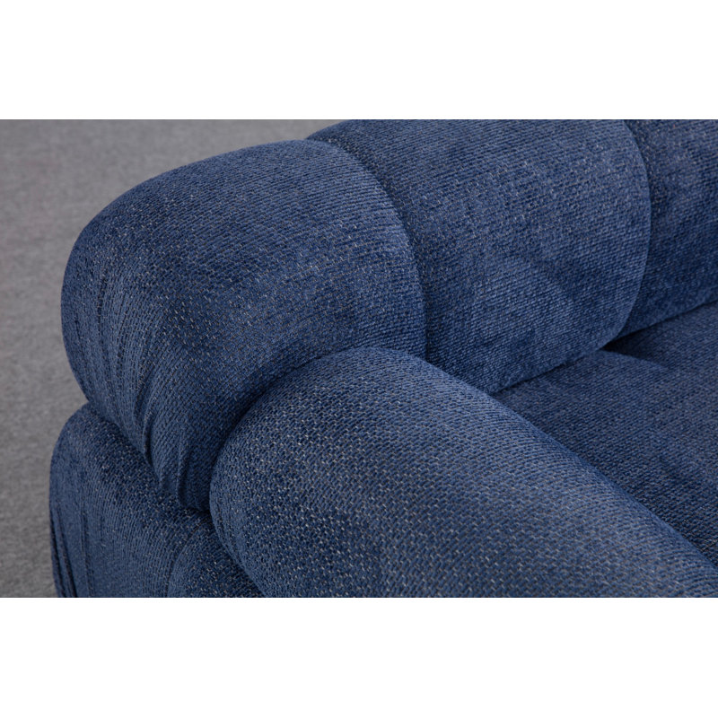Élégant canapé 3 places bleu nuit, 114,2 po x 37,4 po x 29,5 po | Structure durable en bois de hêtre et en carton, tissu doux 100% polyester | 28 sièges confortables en mousse, pieds en plastique noir | Parfait pour les salons modernes
