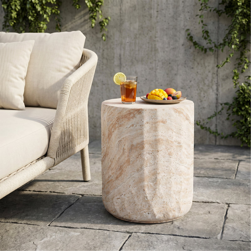 Table d'appoint extérieure / intérieure en béton léger, table d'appoint en finition travertin cylindrique