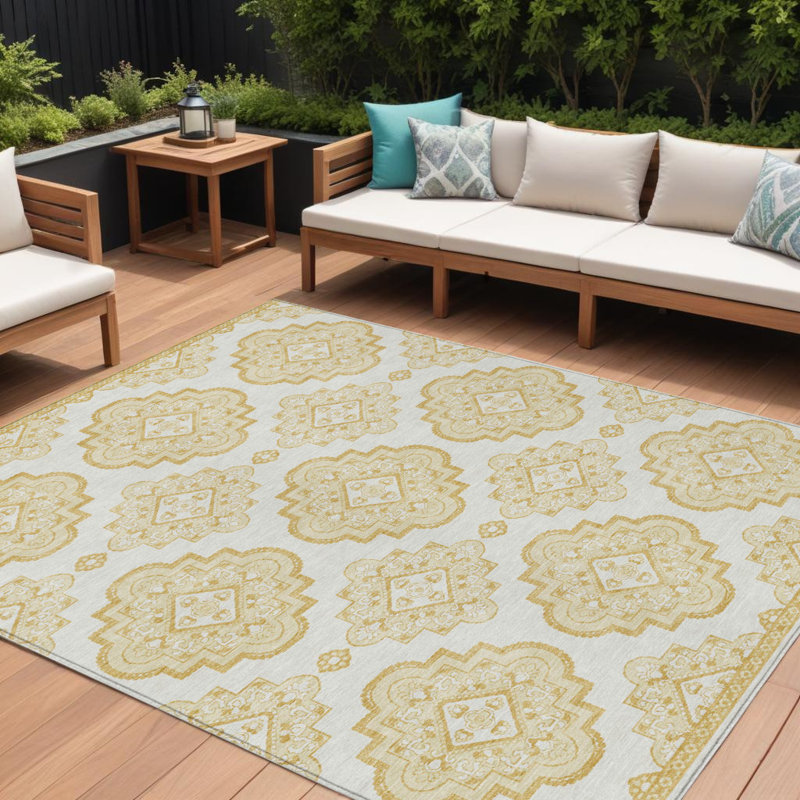 Tapis intérieur / extérieur doré et ivoire 9 'x 12' Medallion