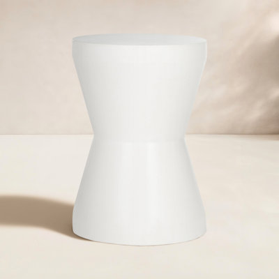 Zenni 12.2'' W Round Concrete Outdoor Side Table