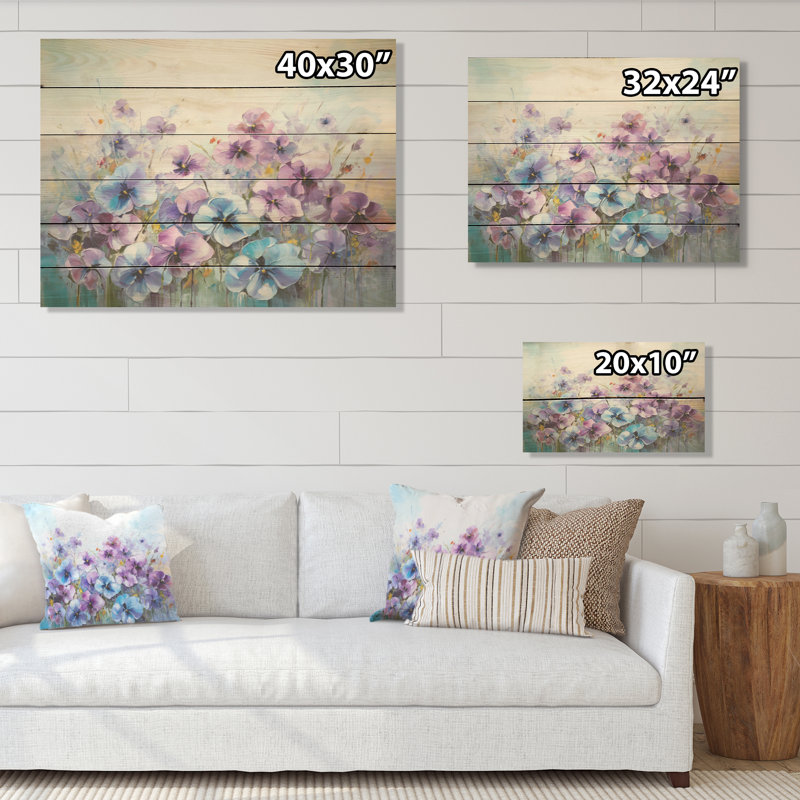 Pensées mauves en fleurs I - Art floral sur bois de pin naturel, H 10 po x l 20 po
