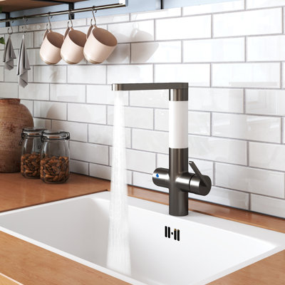 Robinet de cuisine rétractable à poignée simple avec filtre à eau