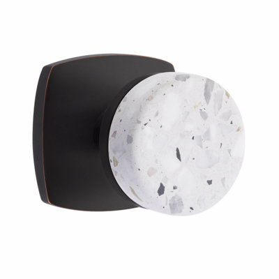 Ensemble de boutons d'intimité Emtek Select, rosette Urban Modern, tige conique, bouton Terrazzo clair, CF
