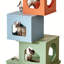 Structure d'escalade moderne et créative pour chat