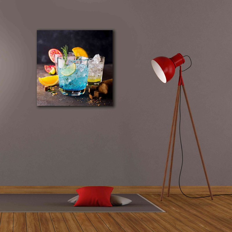 "Red Hawkian Lagoon" par Epic Portfolio, art mural sur toile, H 26 po x l 26 po x P 1,5 po
