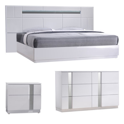 Lisbeth Piece Bedroom Set