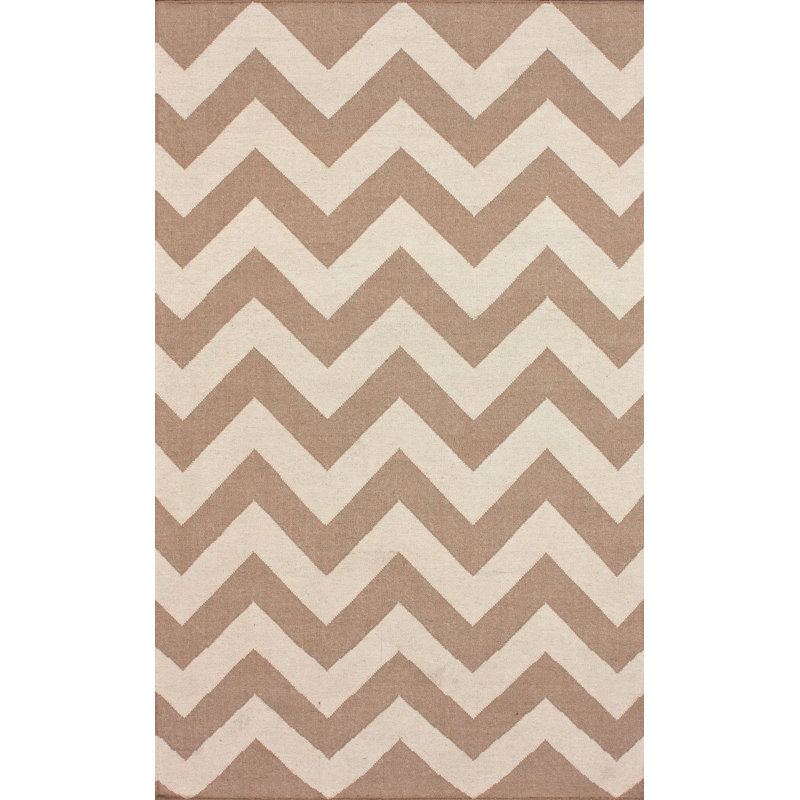 Tapis à motif de chevrons sable Manglo, Rectangle 7 pi 6 po x 9 pi 6 po