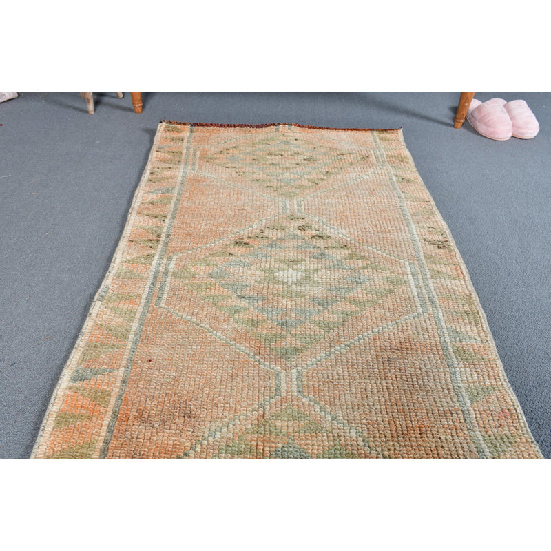 31.1x56.7 Inch Bohemian Wool Rug, Beige Geometric Pattern