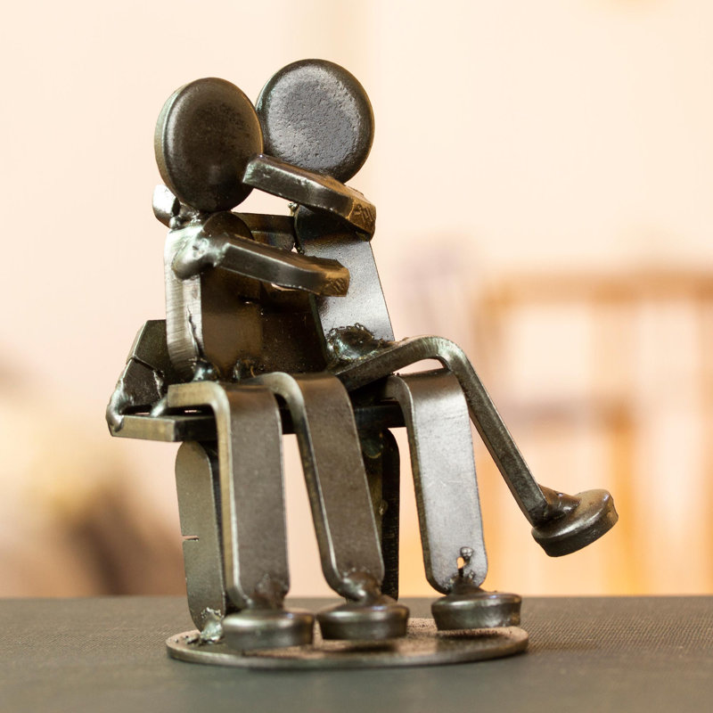 People Figurines & Sculptures
