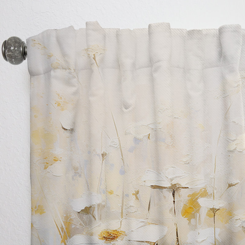 Kierstynn Beige Wildflowers Breeze V - Rideau Wildflowers - Velours obscurcissant - 1 panneau, L 52 po x L 63 po