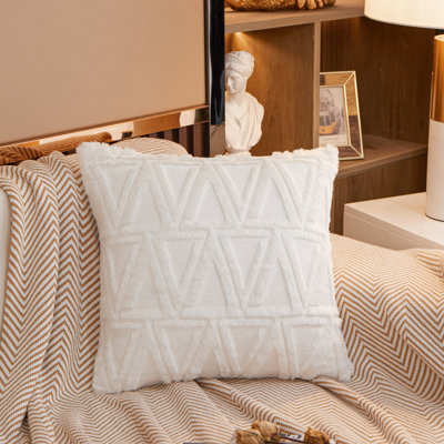 (Covers With Inserts) Set of 2 Chveron Shape Throw Pillows