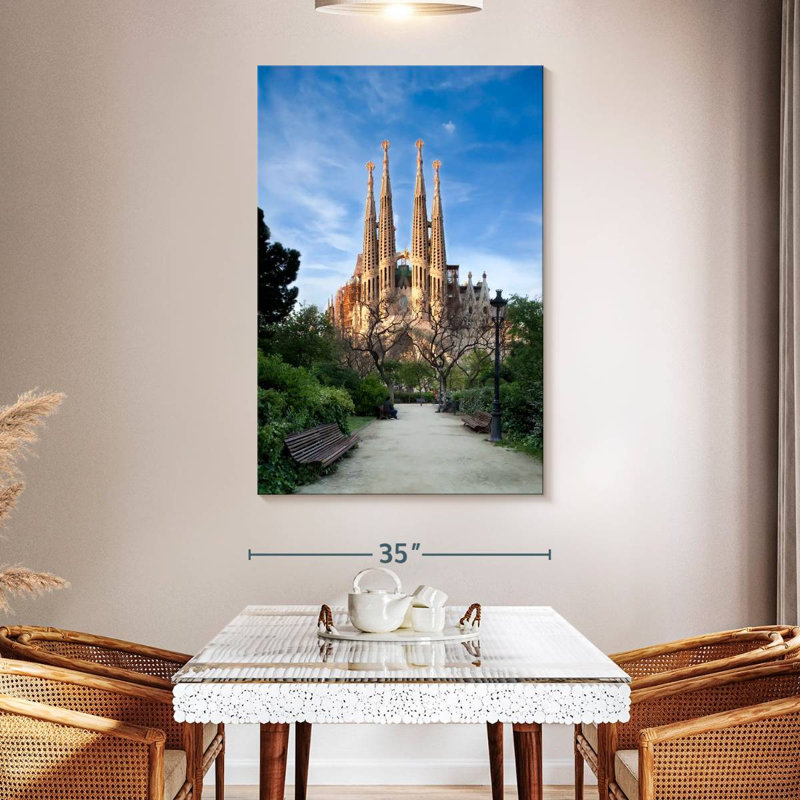 Cathédrale Aime Sagrada Familia, H 51 po x l 34 po