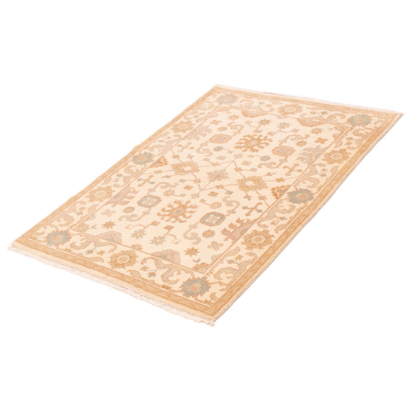 Tapis unique nouvel âge 4 pi 1 po x 6 pi 1 po crème