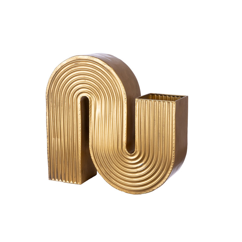 Patoma Metal Table Vase
