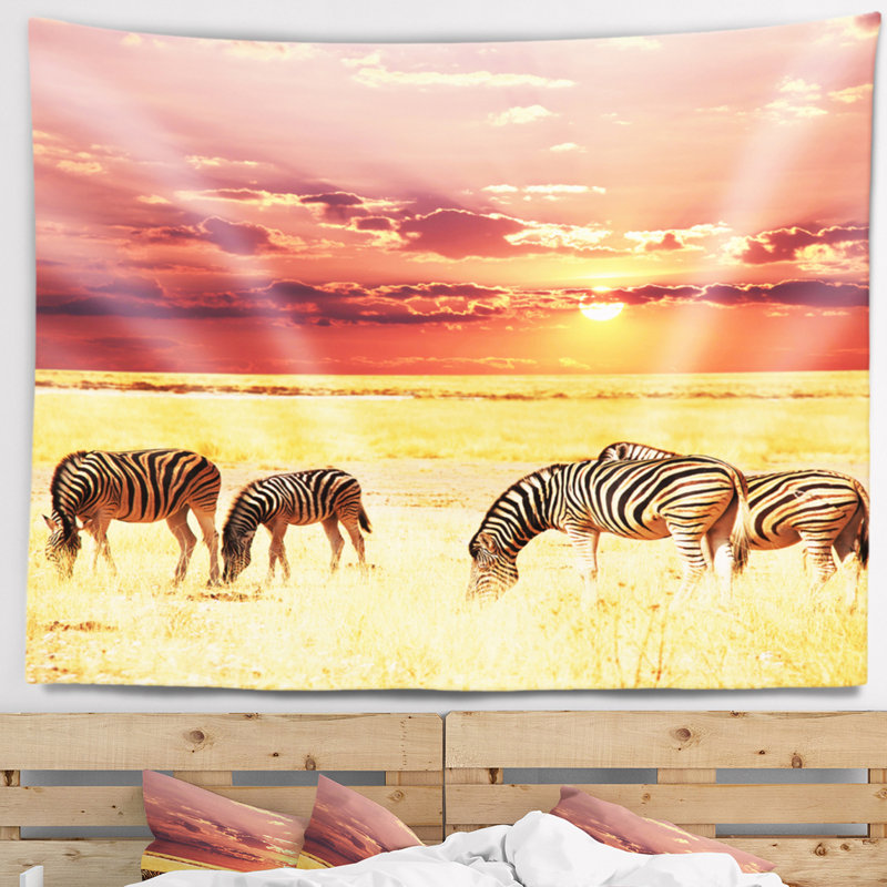 Paysage de zèbres qui paissent ensemble au coucher du soleil, H 32 po x l 39 po