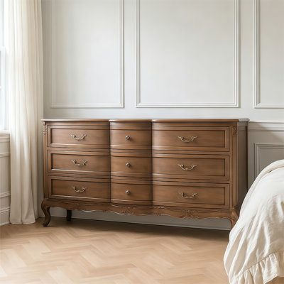 Commode de style français rétro sculptée