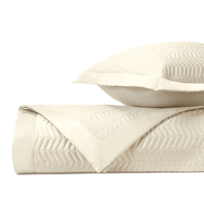 Chester Coverlet / Bedspread Set, Ivory, Twin Coverlet + 1 Standard Sham 
