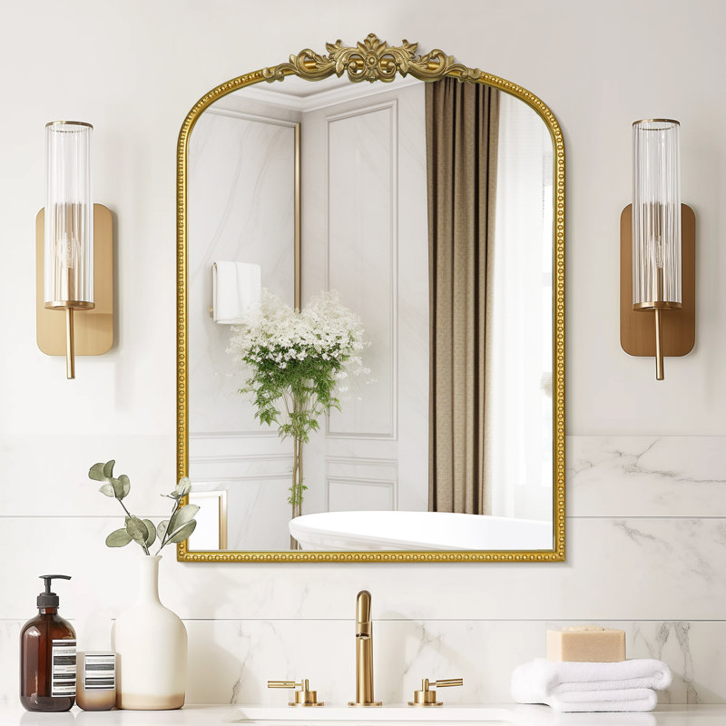 Miroir mural en verre Kiany , 30 po x 22 po, Doré