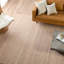 Tapis beige / ivoire uni fait à la main Kate Lester + Jaipur Living Rosier-70294152