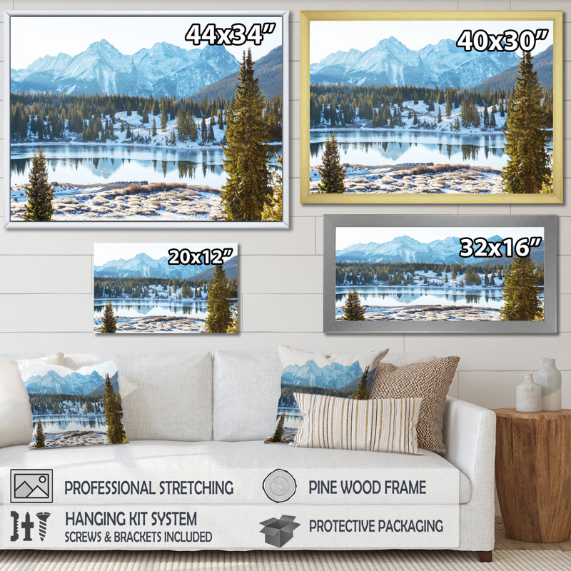 Faune sauvage de l'Alaska - reproduction sur toile, H 34 po x l 44 po x P 1,5 po, Toile tendue