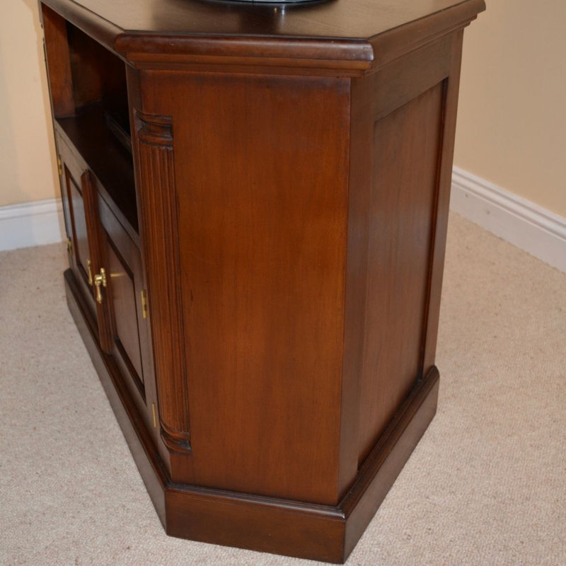 Gillian TV Stand for TVs up to 43"