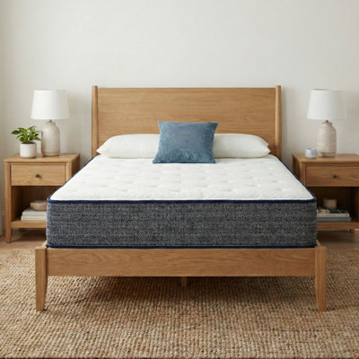 Matelas hybride en mousse viscoélastique gélifiée à refroidissement moyen 10 po dans une boîte Polar