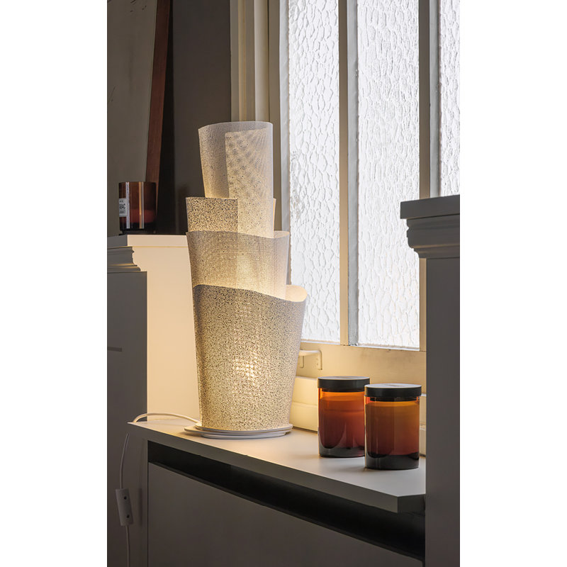 Blossom Table Lamp, White