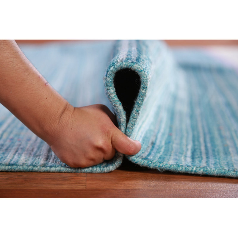 Tapis bleu clair de style Gabbeh 8 x 10