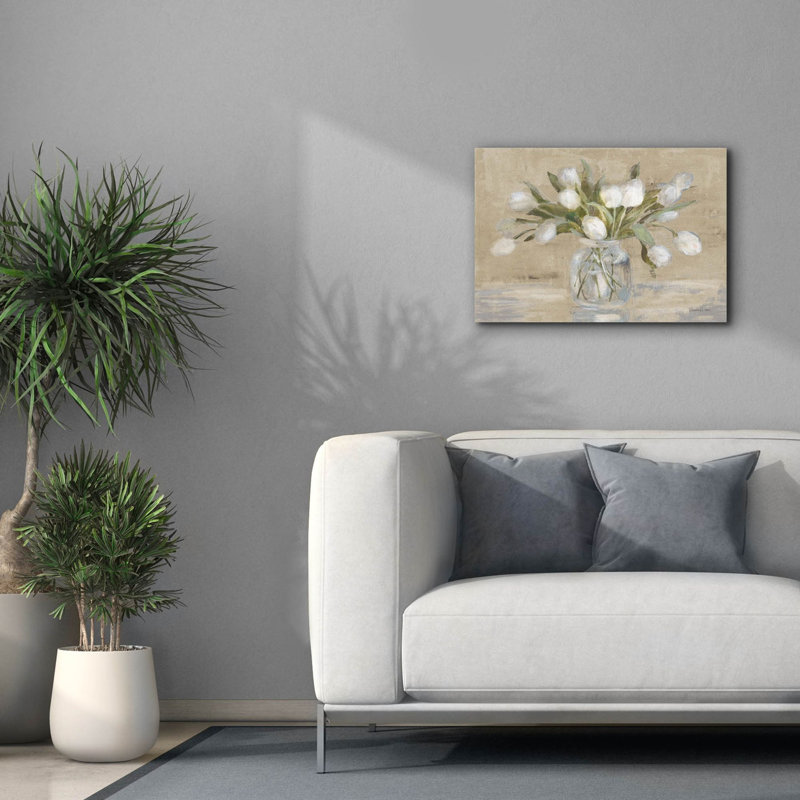 «April Tulips Neutral» par Danhui Nai, art mural sur toile, H 18 po x l 26 po