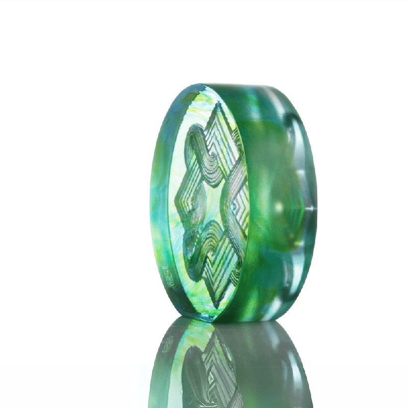 LIULI Crystal Art, Zodiac Figurine, Snake Sculpture | Endless New Horizons