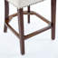 Ensemble de 2 tabourets de bar à hauteur de comptoir, chaise d'appoint rembourrée en tissu de lin de ferme avec dossier incurvé et clous en cuivre, structure en bois franc-452769240