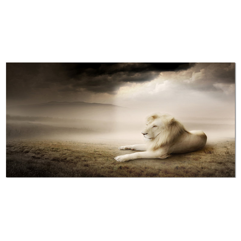 «King of Animals At Sunset», impression sur toile tendue, H 28 po x l 60 po x P 1,5 po