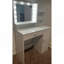 Bureau de coiffeuse avec miroir et lumière, commode de rangement à trois niveaux avec grand tiroir, 3 modes d'éclairage à luminosité réglable, coiffeuse de chambre à coucher (blanc)-2115070823