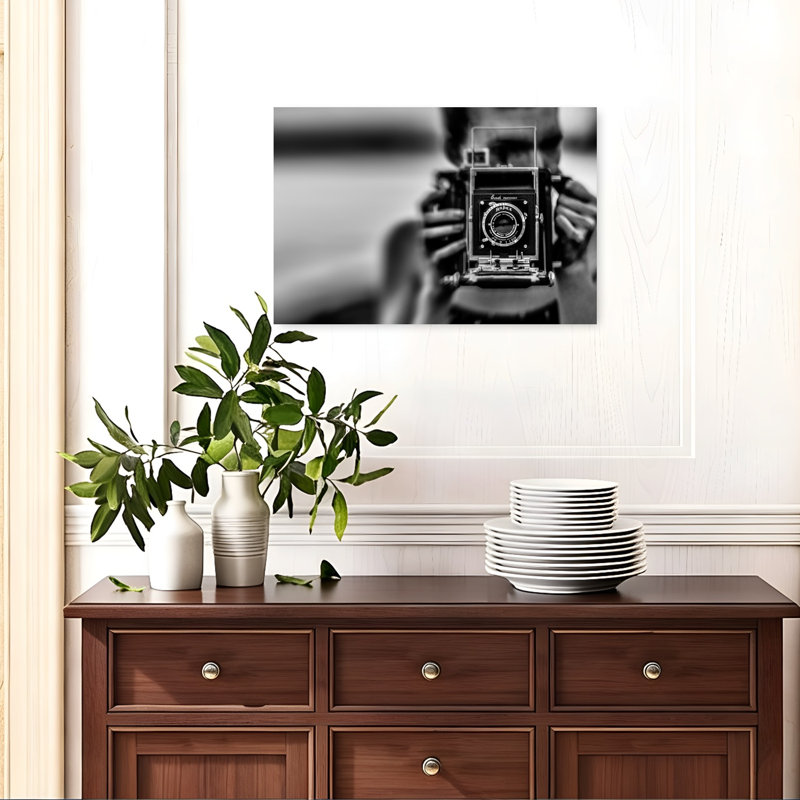 Appareil photo vintage de photographe - Affiche murale rétro classique, 16" H x 24" W