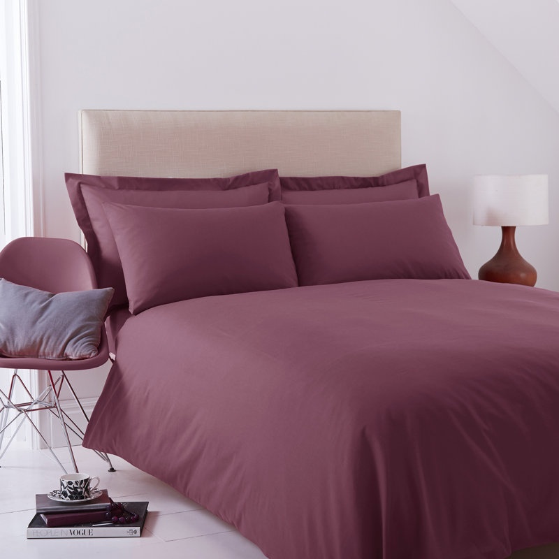 Izyan Percale Fitted Sheet, Aubergine, Kingsize (5')