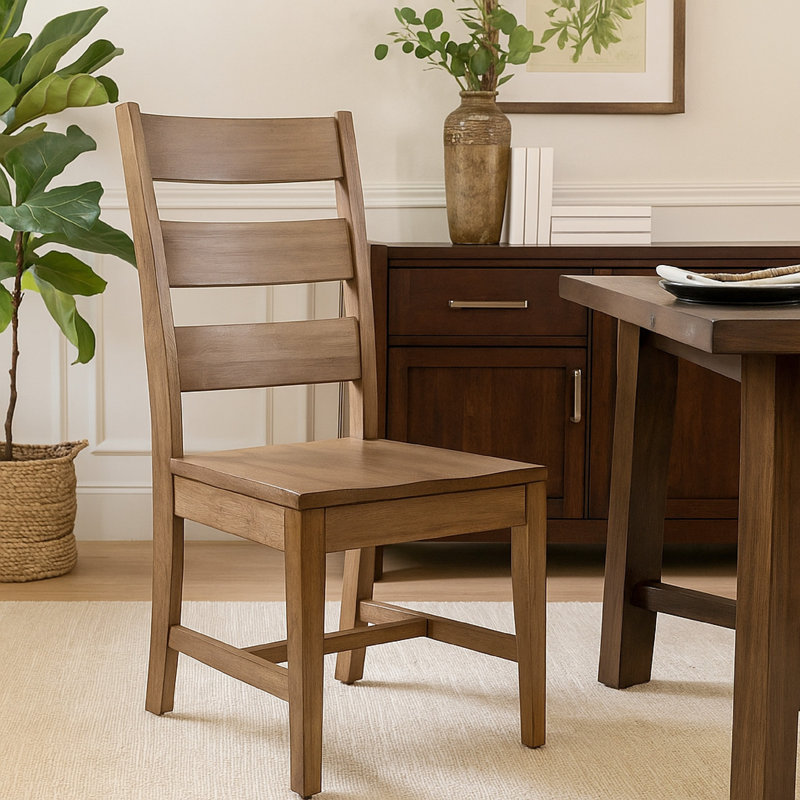 Ensemble de 2 chaises de salle à manger Yael, motif échelle, bois brun clair