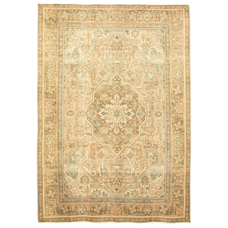 Tapis beige Munn 6 pi 6 po x 9 pi 5 po