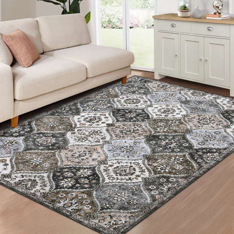 Seyran Washable Indoor Rug, Rectangle 4' x 6'