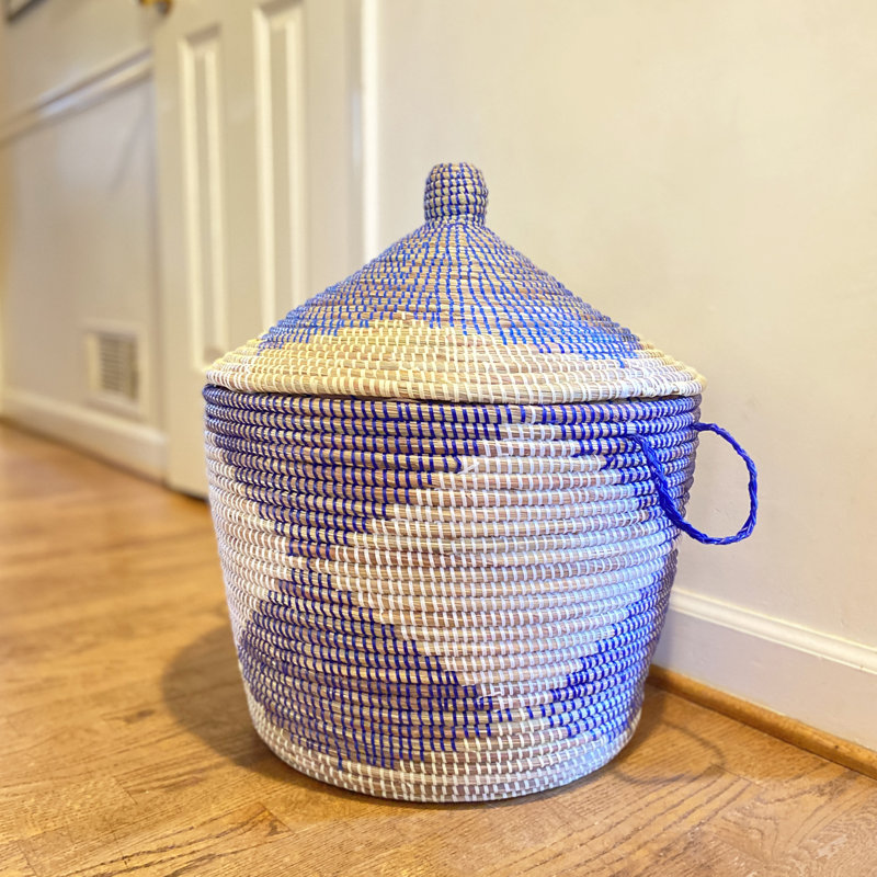 Senegalese Basket: Oversize Hamper We Graphic Print - Navy/white