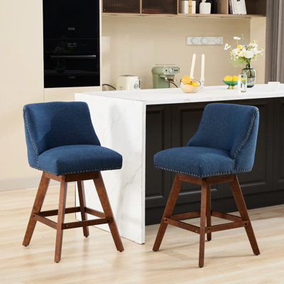 Pivot de comptoir pivotant de 2 po, siège de 26 po de hauteur, rembourré en bleu, 360 degrés pour manger, coussin en mousse souple et à ressorts en acier, dossier courbé, style américain, salle à manger en bois d'hévéa, structure