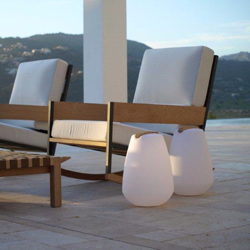 Lampe de table d'extérieur à DEL intégrée à pile Vessel, H 18 po x l 12 po x P 12 po