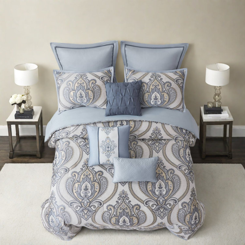 Polyester Damask Comforter Set
