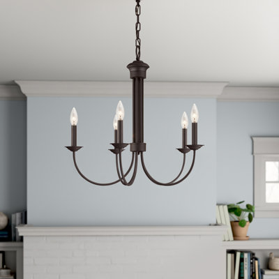 Lustre classique à 5 lumières de style bougie Arunvir