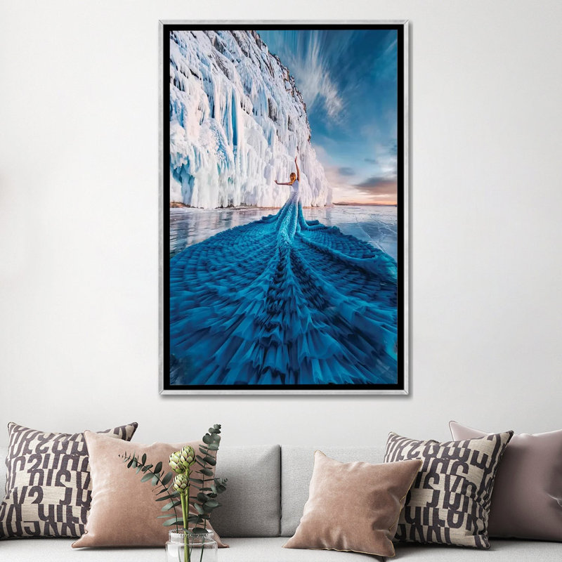 « Spring is coming » par Hobopeeba-reproduction d’art, H 60 po x l 40po x P 1,5 po, Toile avec cadre argenté, Pas de tapis