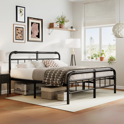 Structure de lit plateforme en acier avec tête de lit simple et pied de lit - Design noir minimaliste moderne, pieds hauts de 18 po, rangement sous le lit de 16 po, ensemble de lattes inclus (sans sommier) pour la chambre principale / d'invité