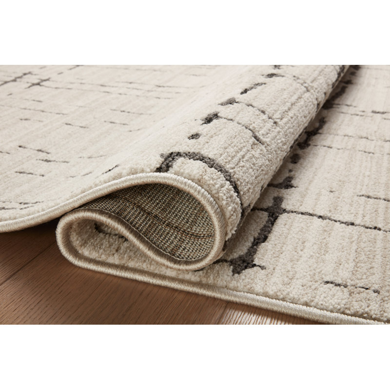 Darby Geometric Machine Woven Polyester Area Rug in Beige/Gray, Rectangle 7'10" x 10'