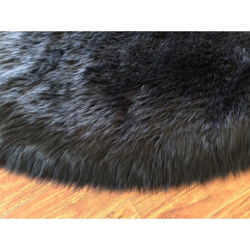 Wiesner Performance Faux Sheepskin Washable Indoor Rug, Oval 2' x 3'