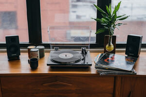 Audio Technica AT-LP70XBT-BS Turntable Fully Automatic Bluetooth Wire)