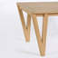Table de salle à manger d'extérieur en bois d'acacia avec pieds en forme de V 70,75 po Zoe