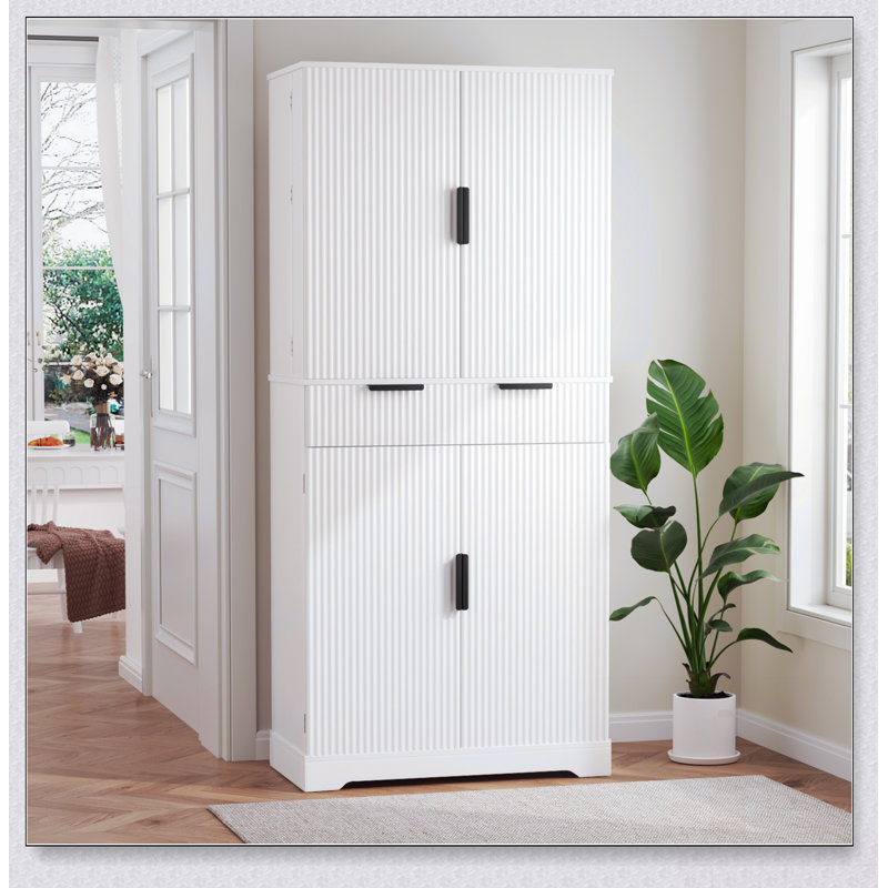 Garde-manger cannelé de 72 pouces avec 3 tiroirs à clavier et 6 tablettes de porte réglables pour un rangement polyvalent et un design élégant